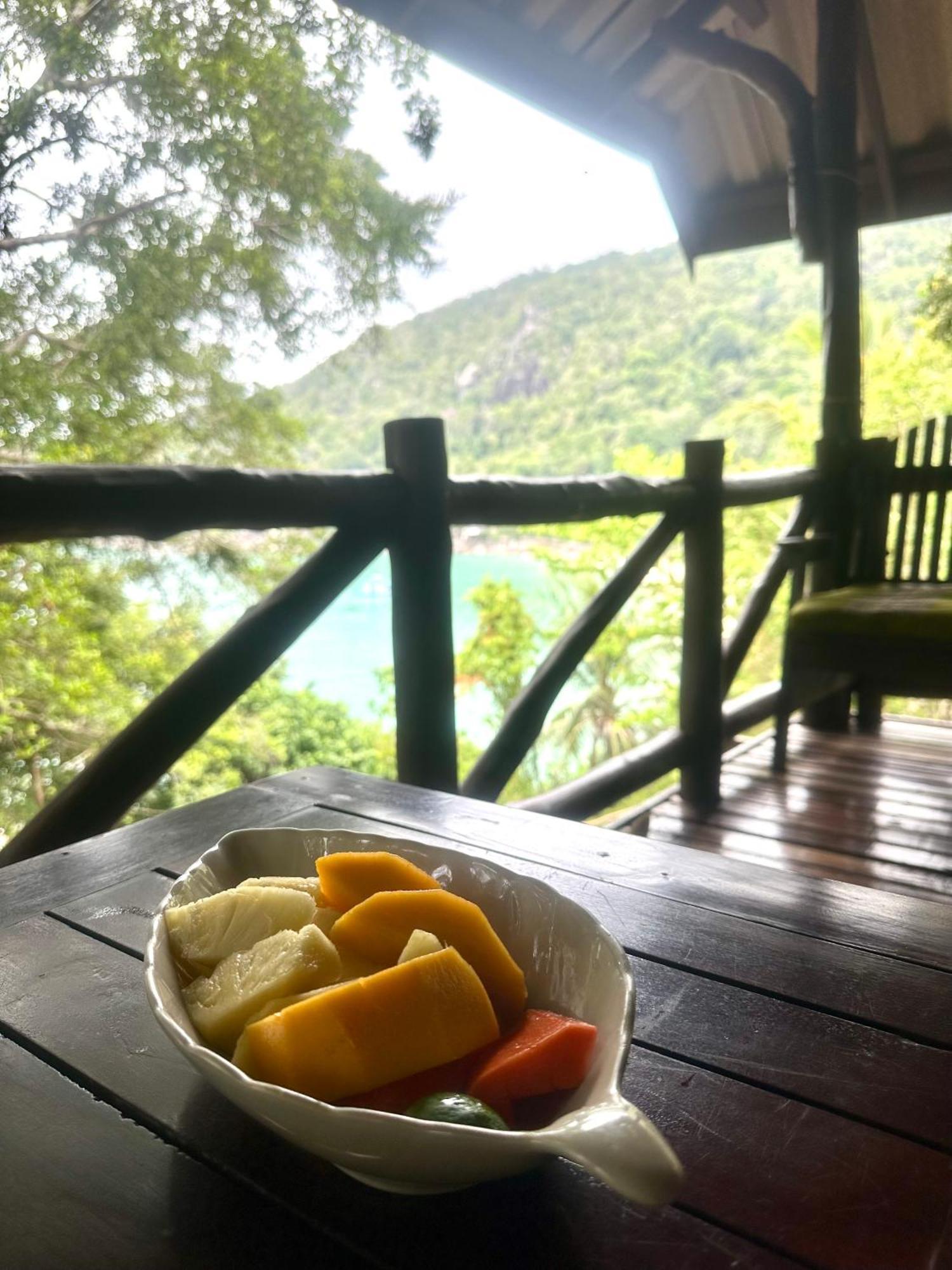 Bambu Huts Hotell Baan Tai Eksteriør bilde